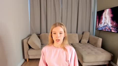 Anny online show from March 7, 2026, 8:11 am