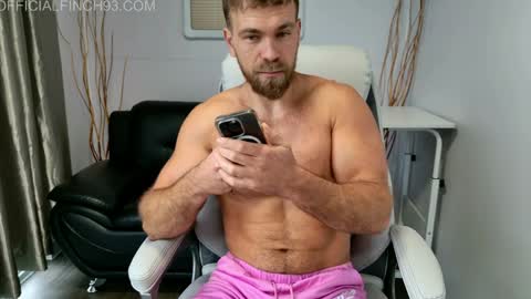 Nick online show from April 5, 2026, 2:36 pm