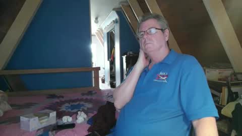 finderfiner online show from December 13, 2025, 7:53 pm