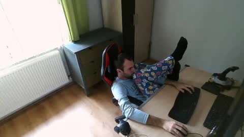 Jane and Findo online show from April 24, 2026, 6:27 am