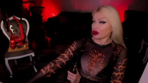 AlfaFemale online show from June 9, 2026, 6:19 pm