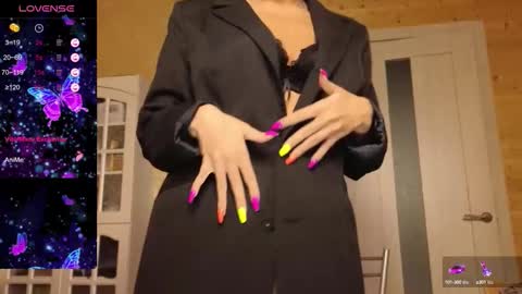 Lady online show from September 20, 2025, 9:38 pm