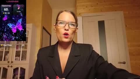 Lady online show from October 5, 2025, 12:53 am