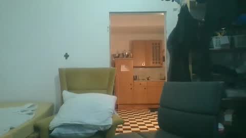 Snapshot of fine_nice chatting on November 22, 2025, 10:14 am fine_nice online show from November 22, 2025, 10:14 am