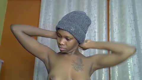 Snapshot of fine_queen12 chatting on March 28, 2026, 1:43 pm fine_queen12 online show from March 28, 2026, 1:43 pm