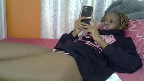 Snapshot of fine_queen12 chatting on April 9, 2026, 9:42 pm fine_queen12 online show from April 9, 2026, 9:42 pm