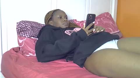Snapshot of fine_queen12 chatting on April 15, 2026, 8:09 pm fine_queen12 online show from April 15, 2026, 8:09 pm