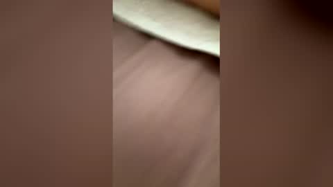 fiona596458 online show from April 5, 2026, 7:55 pm