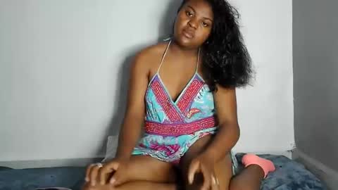 fiona_00 online show from June 3, 2026, 6:05 am
