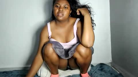 fiona_00 online show from June 4, 2026, 3:51 pm
