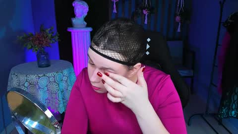 fiora online show from February 8, 2025, 2:49 pm