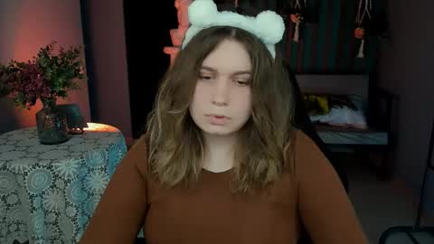 fiora online show from February 13, 2025, 1:59 pm