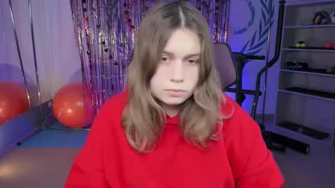 fiora online show from February 21, 2025, 9:45 am