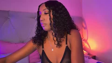 Fiorela Lenin  online show from January 13, 2025, 6:59 pm