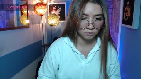 Fiorellaa online show from September 23, 2025, 4:32 pm