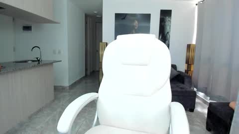 fiore   online show from March 12, 2025, 10:07 pm