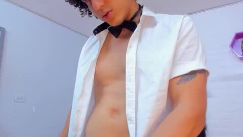 fire_boy69 online show from October 31, 2025, 5:47 pm