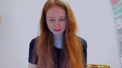 fire_luna online show from January 23, 2025, 7:43 am