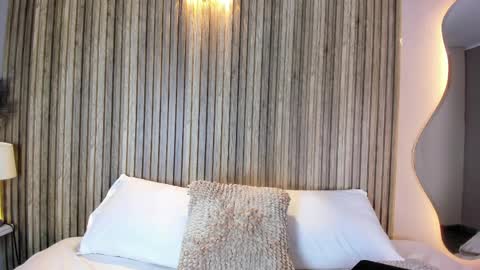 Firedoll online show from April 2, 2026, 4:32 am