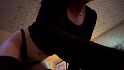 FirmFem online show from September 14, 2025, 6:12 am