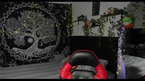 Snapshot of fit_prince_ chatting on December 2, 2025, 4:18 am David hotman online show from December 2, 2025, 4:18 am