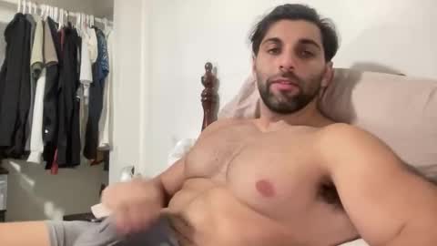 fitcurvyman4fun_69 online show from December 22, 2025, 2:52 am