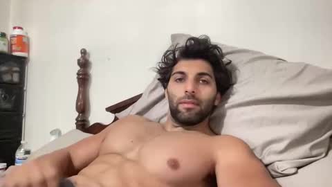 fitcurvyman4fun_69 online show from May 4, 2026, 2:24 pm