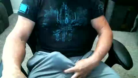 fitguy40 online show from September 10, 2025, 7:14 pm