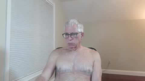 Snapshot of fitman999 chatting on May 28, 2026, 12:08 am Jon online show from May 28, 2026, 12:08 am