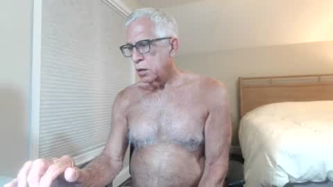 Snapshot of fitman999 chatting on July 9, 2026, 5:33 am Jon online show from July 9, 2026, 5:33 am