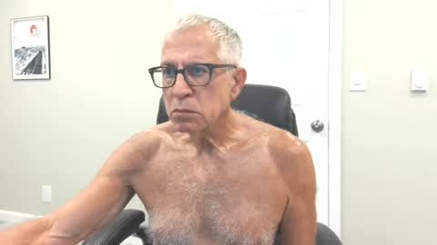 Snapshot of fitman999 chatting on July 12, 2026, 6:10 pm Jon online show from July 12, 2026, 6:10 pm