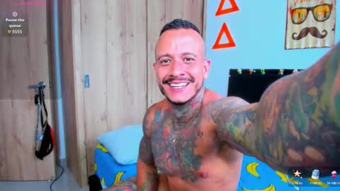 Elias Valencia online show from October 3, 2025, 8:06 pm