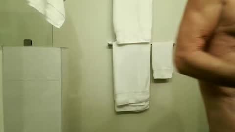 fitonetoo online show from September 12, 2025, 11:43 am