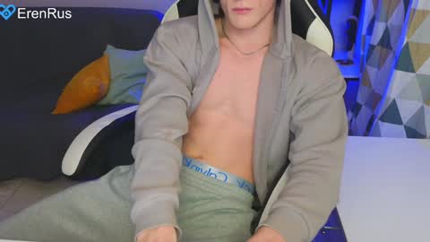 Eren.  online show from December 6, 2024, 9:35 pm