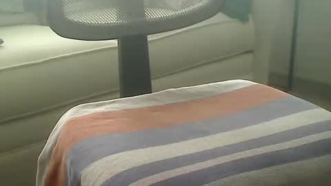 fjcs73 online show from October 5, 2025, 3:32 pm