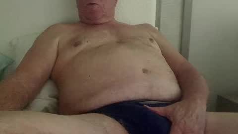 fjcs73 online show from April 7, 2026, 3:01 pm