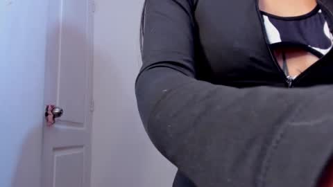 Snapshot of flaca_57 chatting on December 3, 2025, 12:51 am FLACA online show from December 3, 2025, 12:51 am