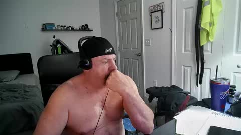 Snapshot of flaguy3233 chatting on February 6, 2025, 6:08 am Florida guy online show from February 6, 2025, 6:08 am