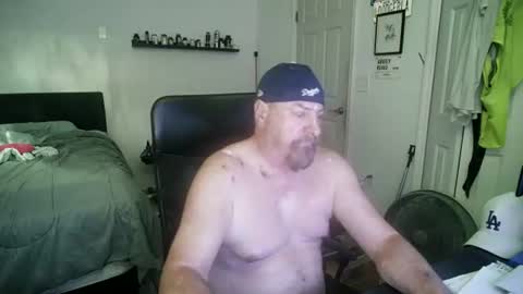 Snapshot of flaguy3233 chatting on July 9, 2026, 10:47 pm Florida guy online show from July 9, 2026, 10:47 pm