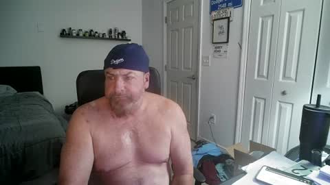 Snapshot of flaguy3233 chatting on August 4, 2026, 4:04 am Florida guy online show from August 4, 2026, 4:04 am