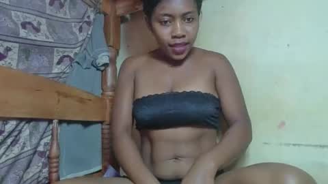 Flangie online show from April 21, 2026, 2:51 am