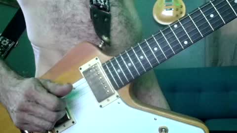 Flannel Dong online show from October 17, 2025, 7:49 pm