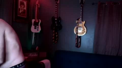 Flannel Dong online show from October 20, 2025, 11:10 am