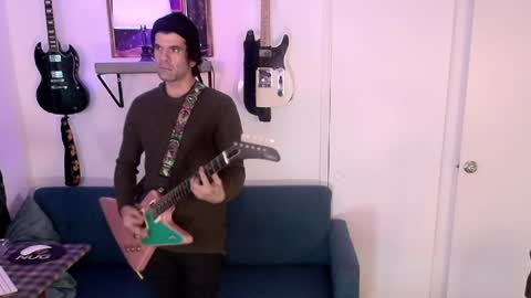 Flannel Dong online show from April 1, 2026, 9:23 pm