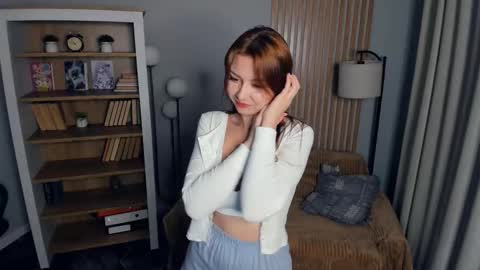 Cheryl 3 online show from October 9, 2025, 1:31 pm