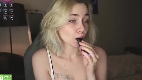 Lisa online show from March 22, 2026, 9:51 pm