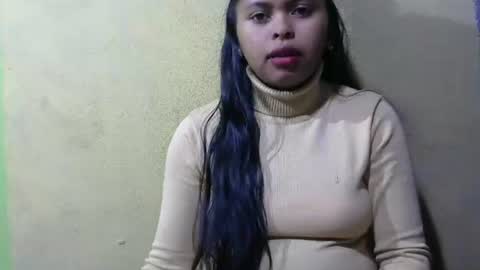 Snapshot of fleurtess_xx chatting on May 19, 2026, 4:30 am Claire online show from May 19, 2026, 4:30 am