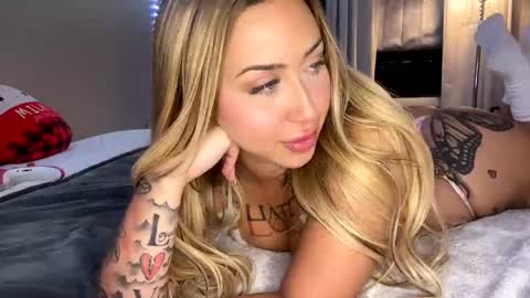 Roxy online show from December 14, 2024, 2:12 am