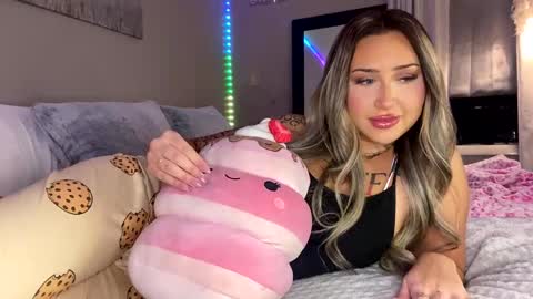 Roxy online show from January 15, 2025, 5:29 am