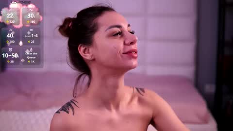 Snapshot of flirty_fawn chatting on December 22, 2025, 1:57 am Ana online show from December 22, 2025, 1:57 am